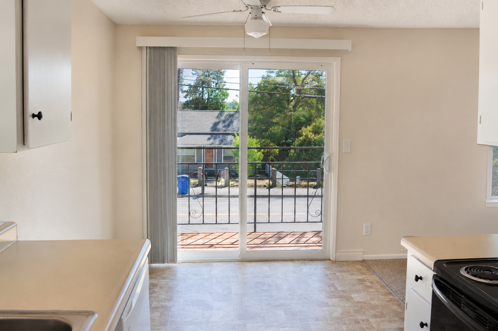 Vancouver Apartment: 500 S Street
