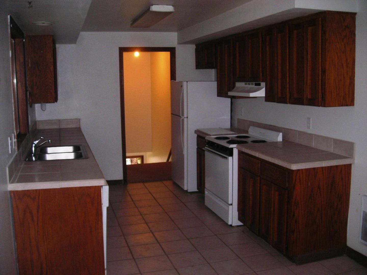Vancouver Apartment: 1203 NE Keyes Rd