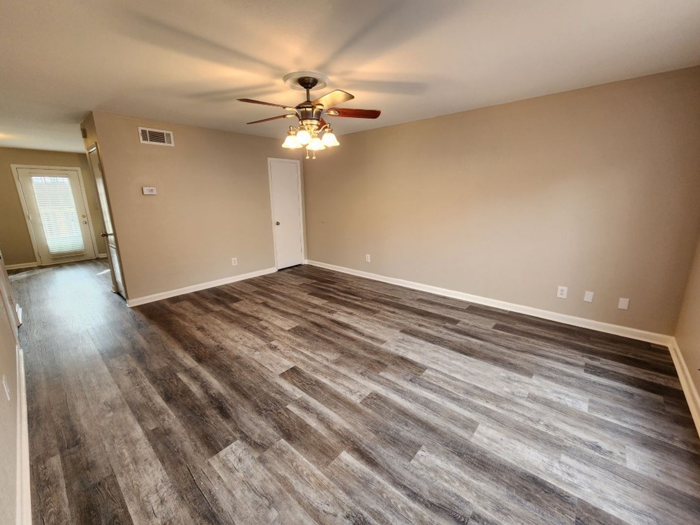 Little Rock Apartment: 109 Barton Street