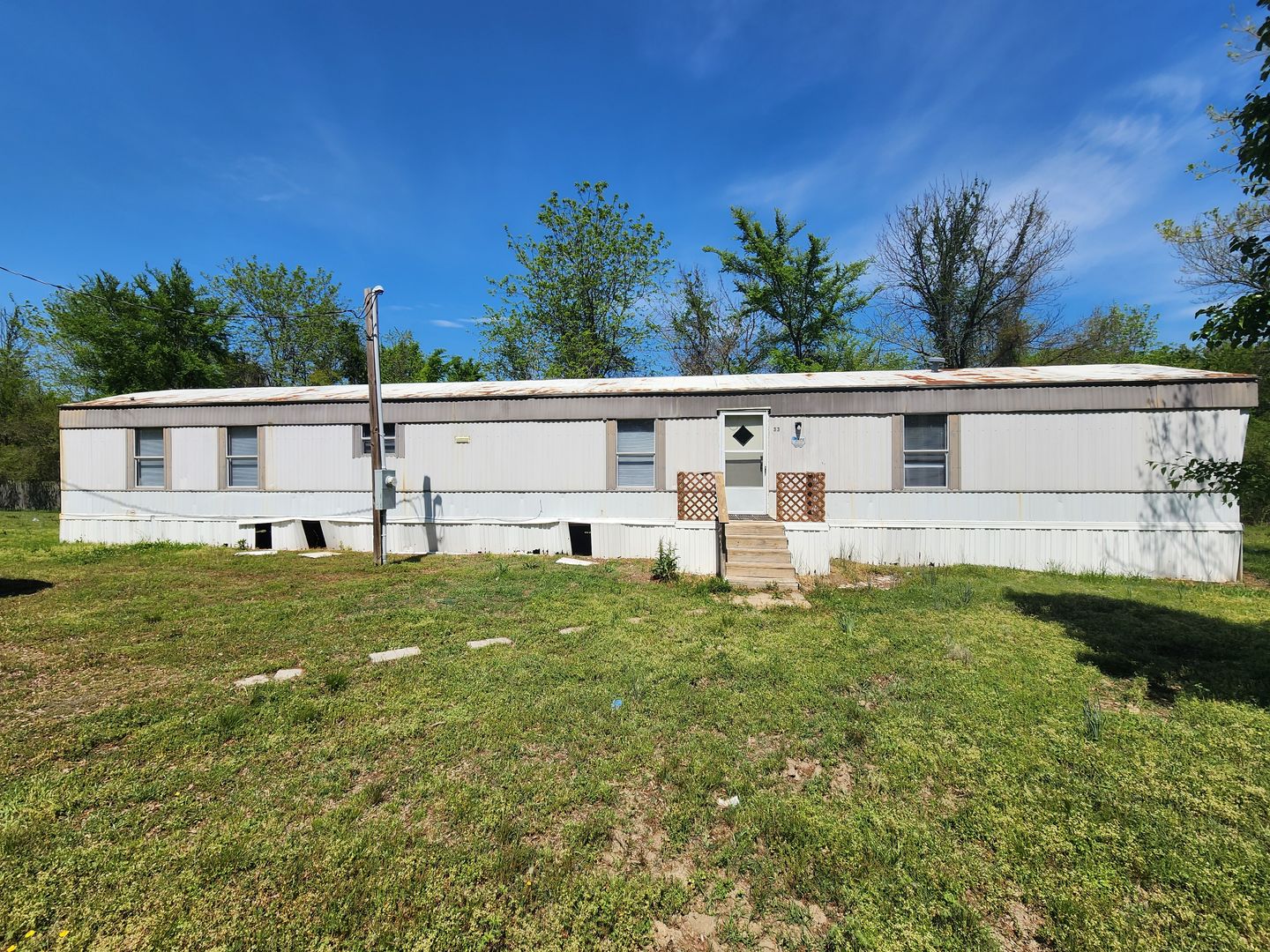 Conway House: 33 Wilma Lane