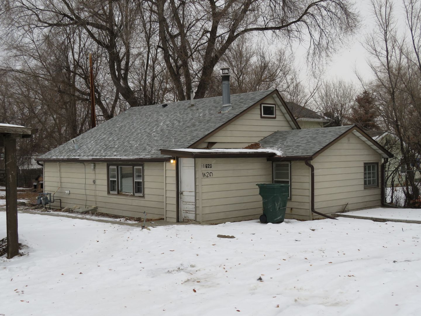 Billings Apartment: 1620 Canary Ave