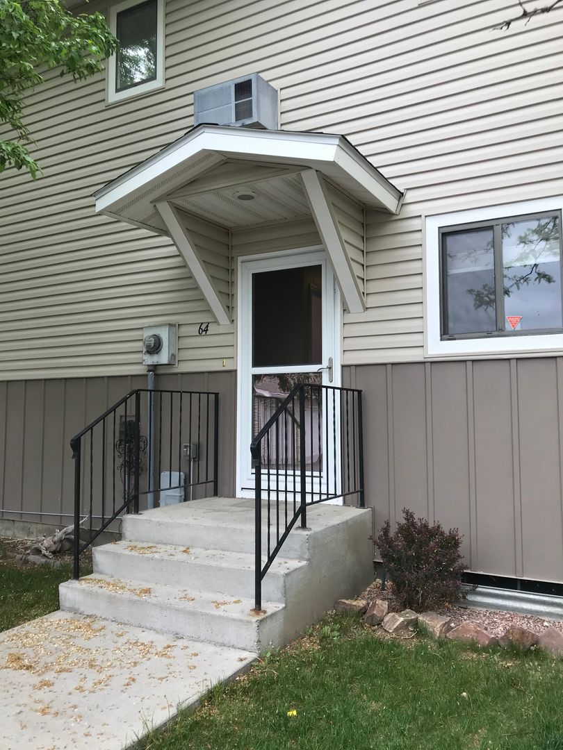 Billings House: 3285 Canyon Drive #64