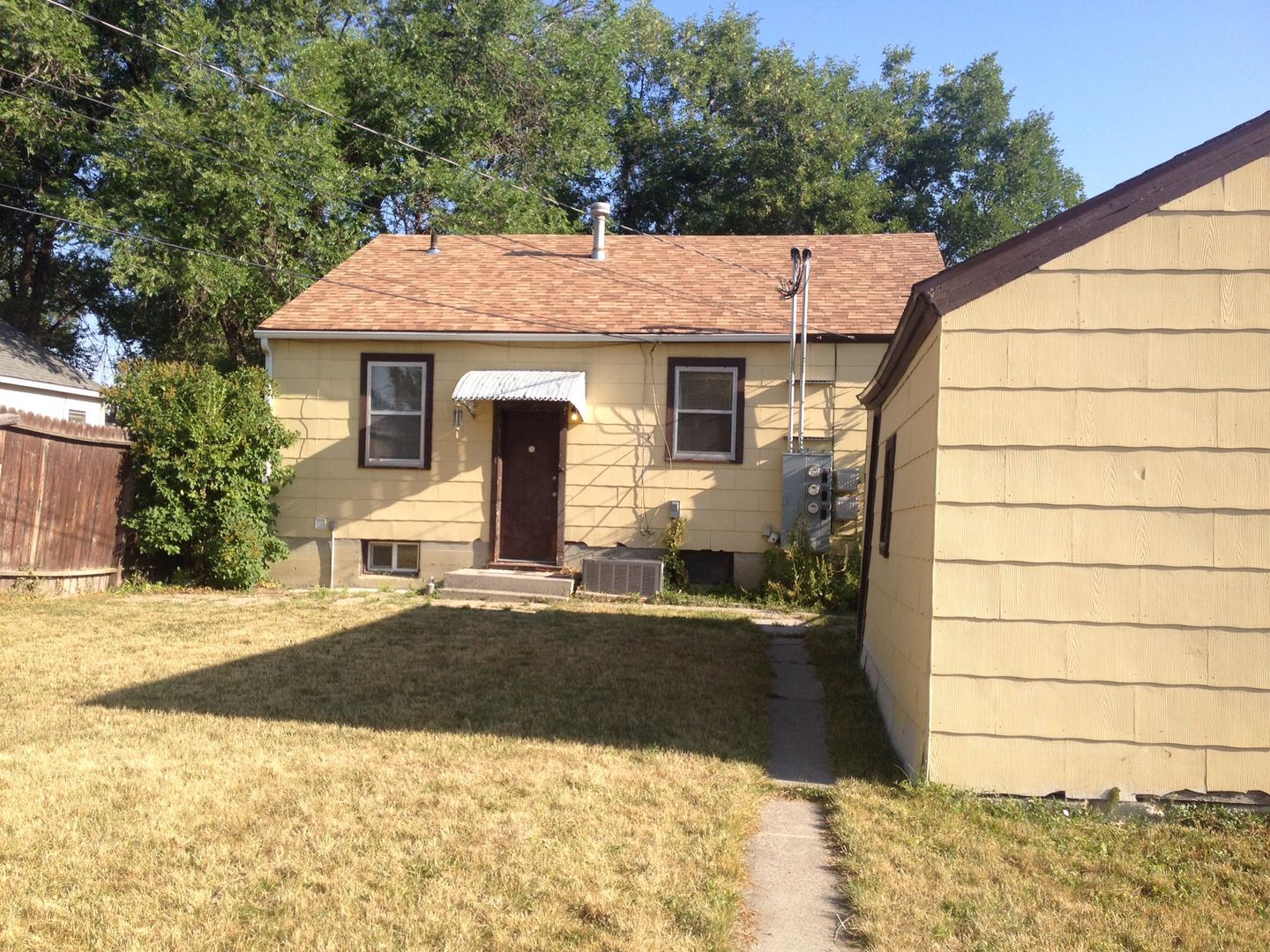 Billings Apartment: 424 Howard