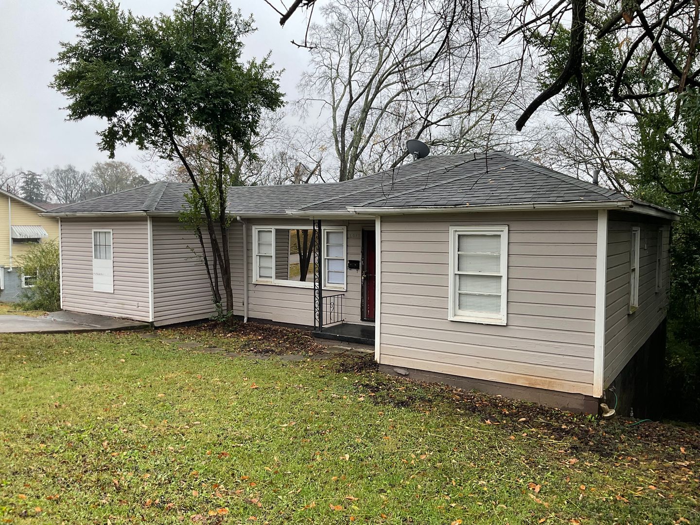 Birmingham House: 2037 26th St W