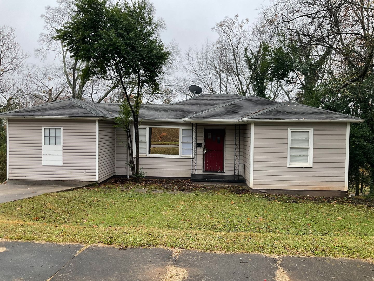 Birmingham House: 2037 26th St W