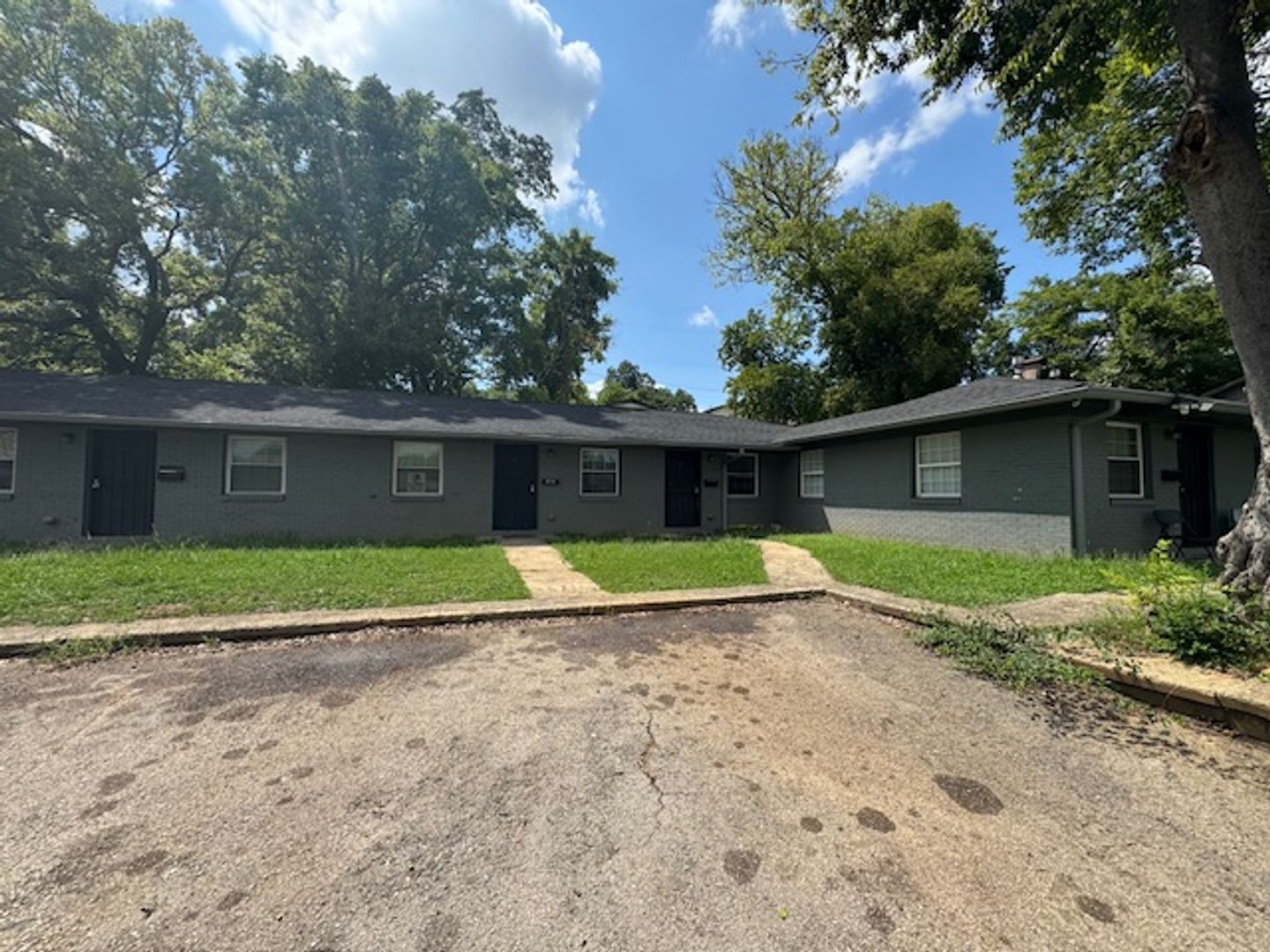 Birmingham Apartment: 1716 32nd Place North