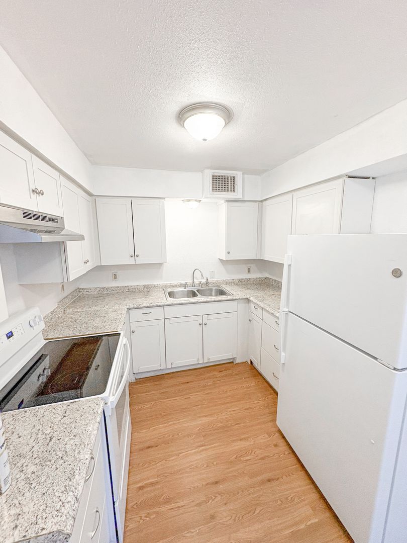 Kilgore Apartment: 3321 Danville Drive