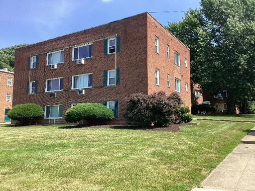 2 bedroom great location ultra secure building – photo 1