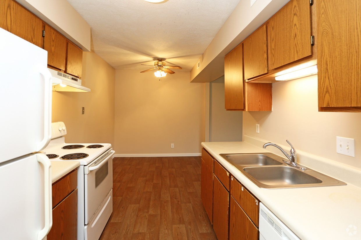 Residences at Fox Pointe 5 of 12