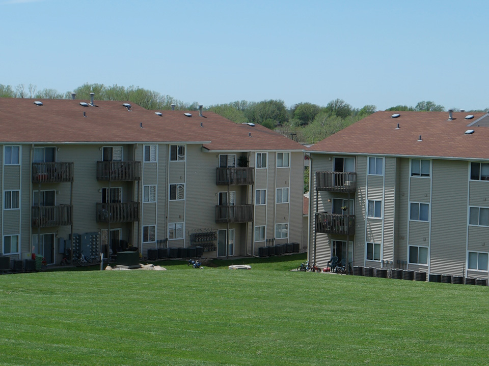 Omaha Apartment: 10526 Fort Plaza