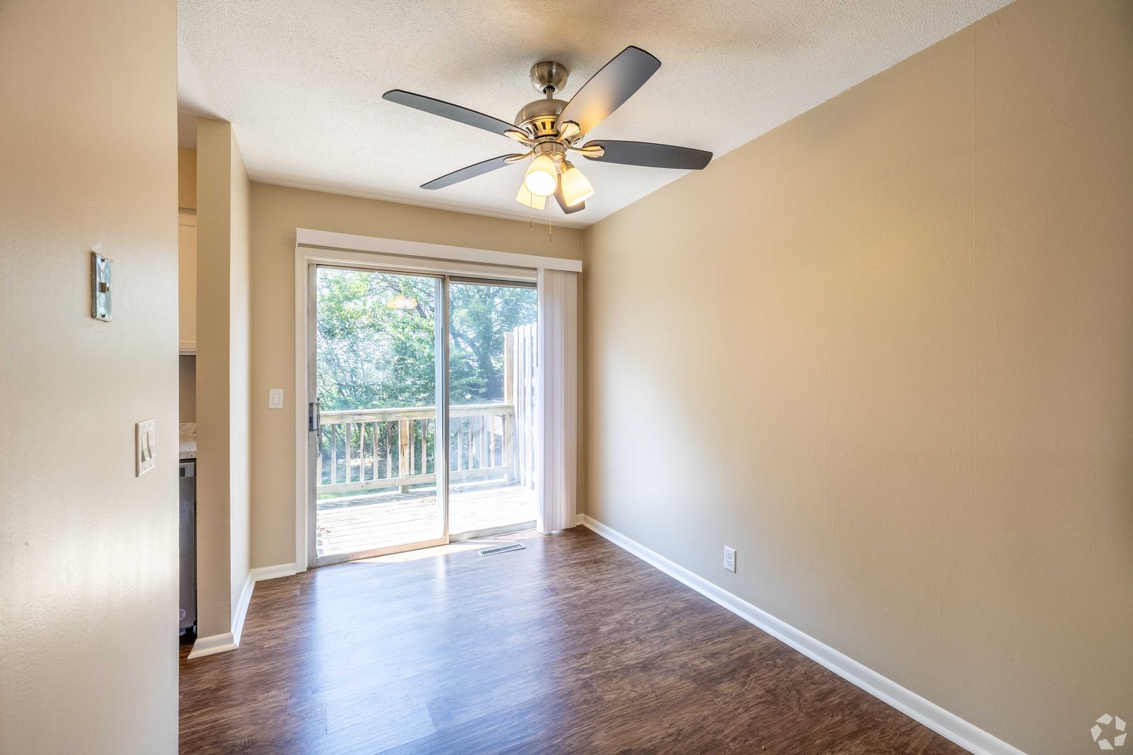 Sunset Hills Townhomes 4 of 8