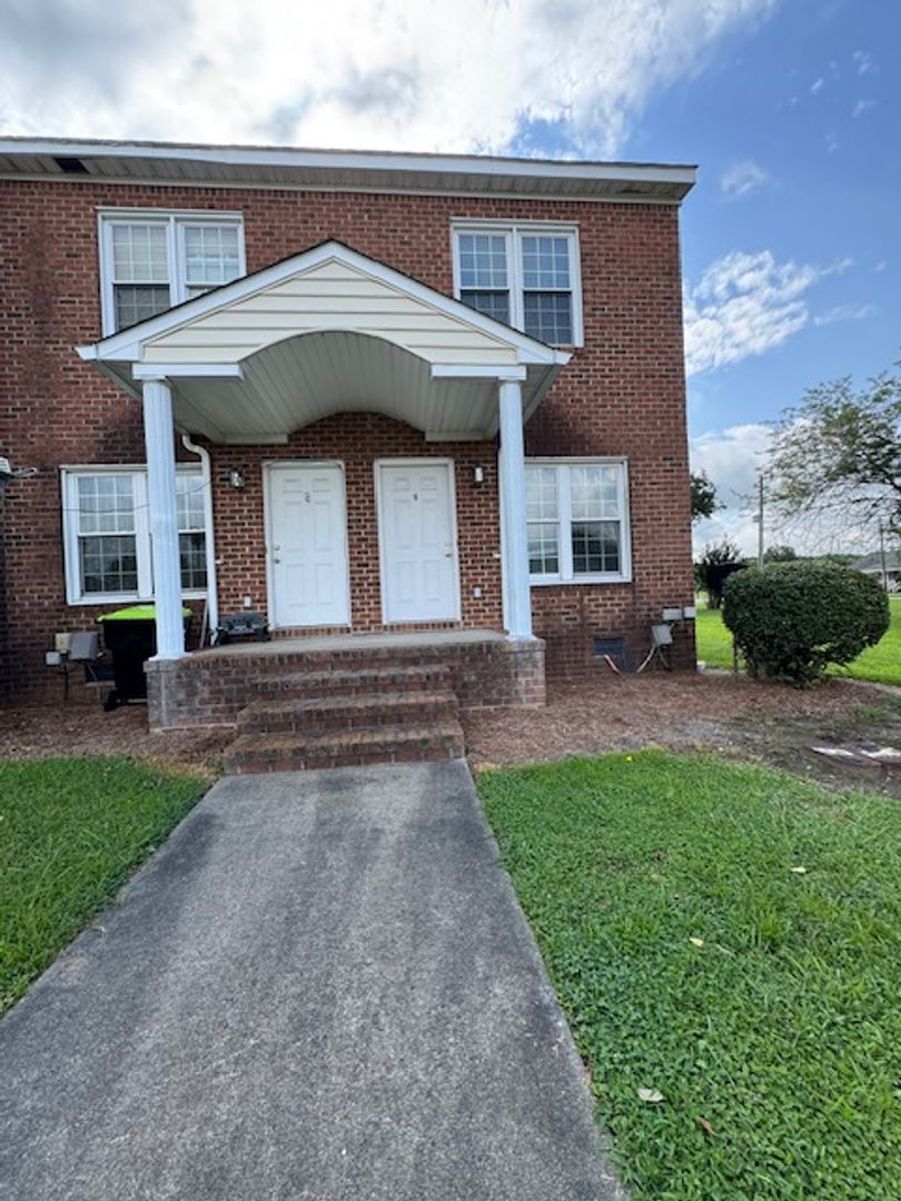 Goldsboro Apartment: 789 Stoney Creek Church Road