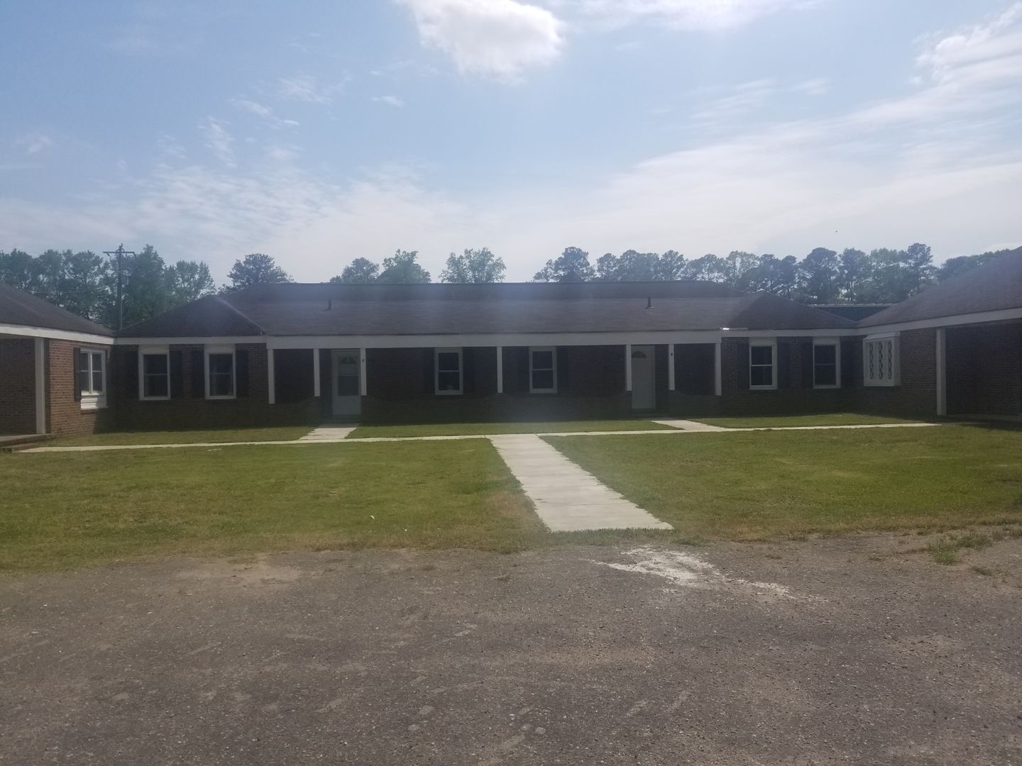 Goldsboro Apartment: 2100 Peachtree Street