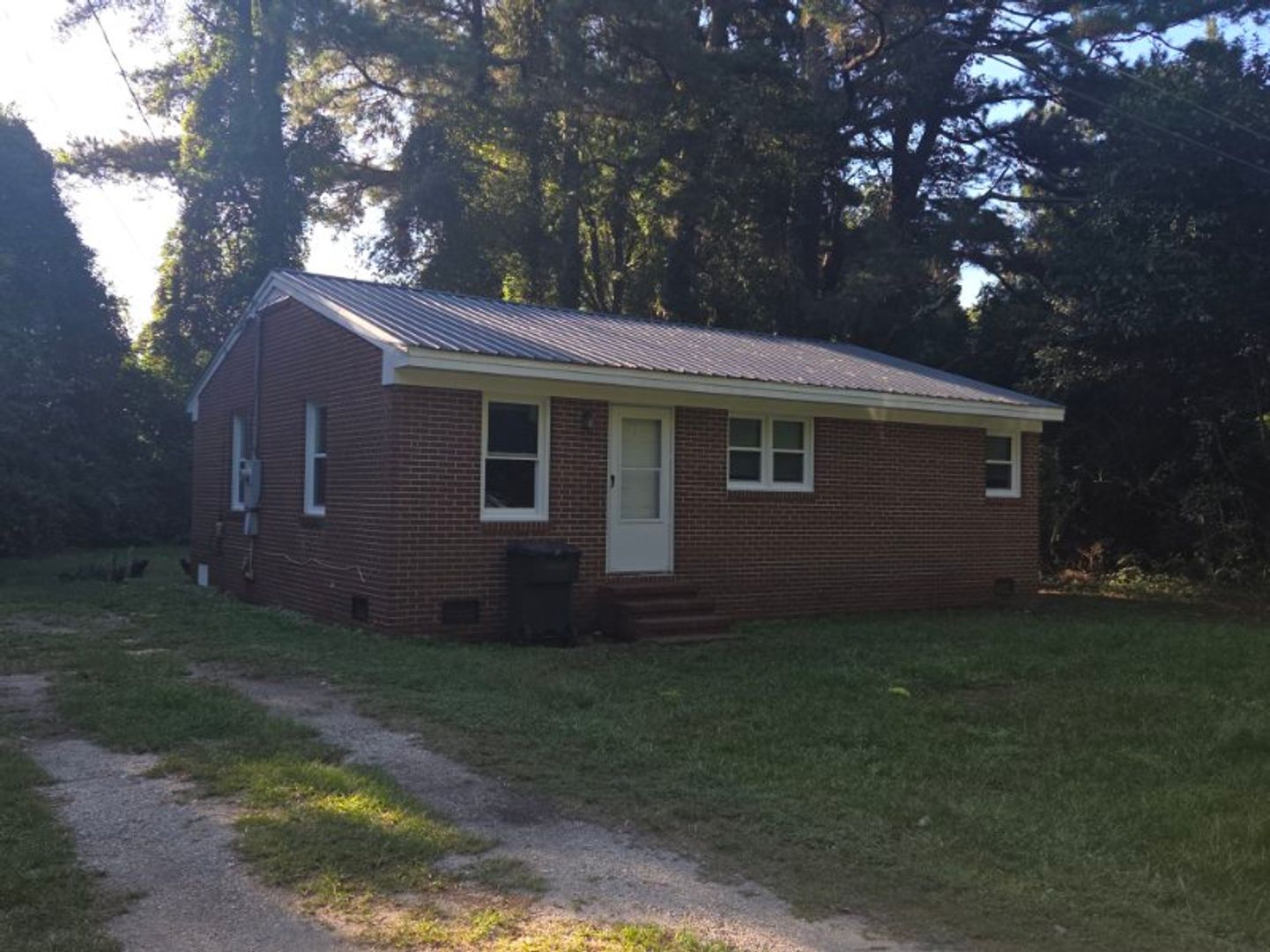 Goldsboro House: 1110 Elizabeth St