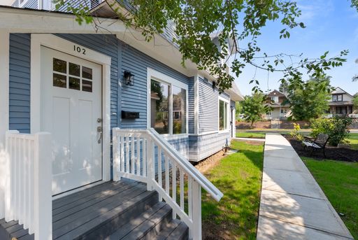 Beautifully Remodeled Ground-Floor Apartment: Multifamily Tax Exemption (MFTE) – photo 1