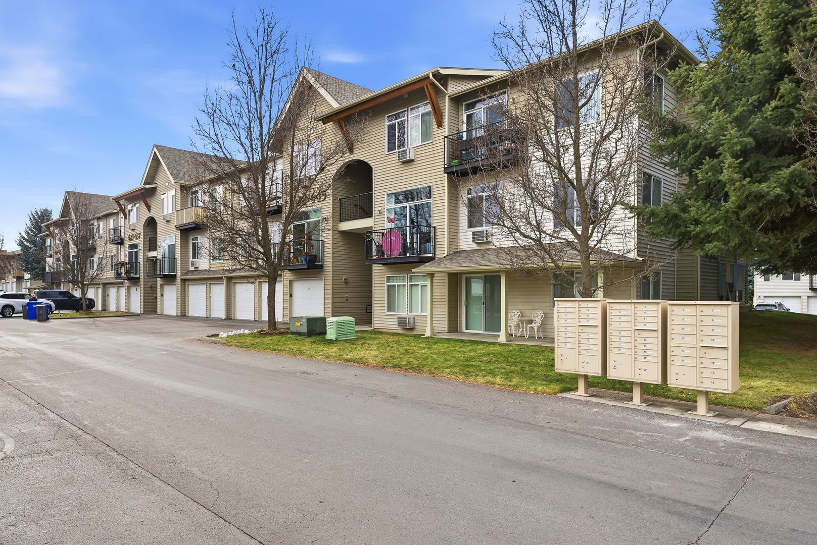 Liberty Lake Condo: 22855 E Country Vista Drive