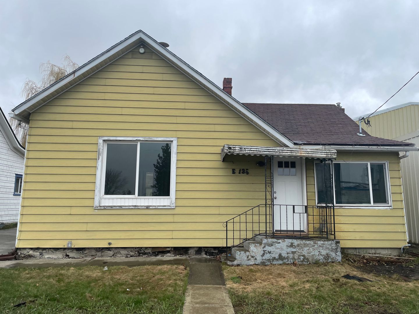 Reardan House: 135 E Broadway