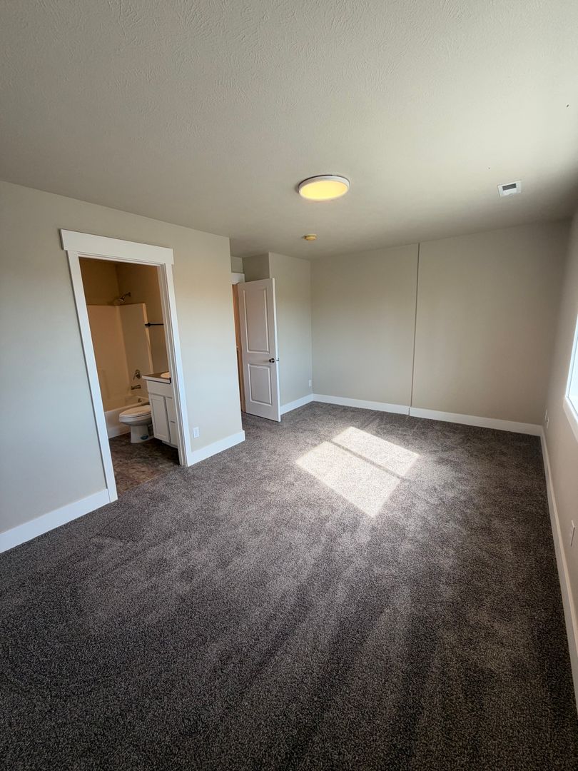 Townhomes Cheney LLC 14 of 23
