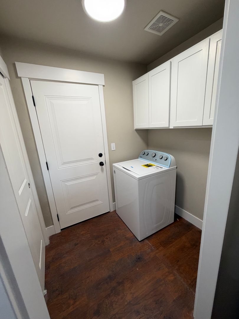 Townhomes Cheney LLC 8 of 23