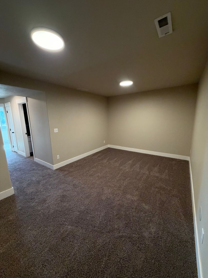 Townhomes Cheney LLC 21 of 23