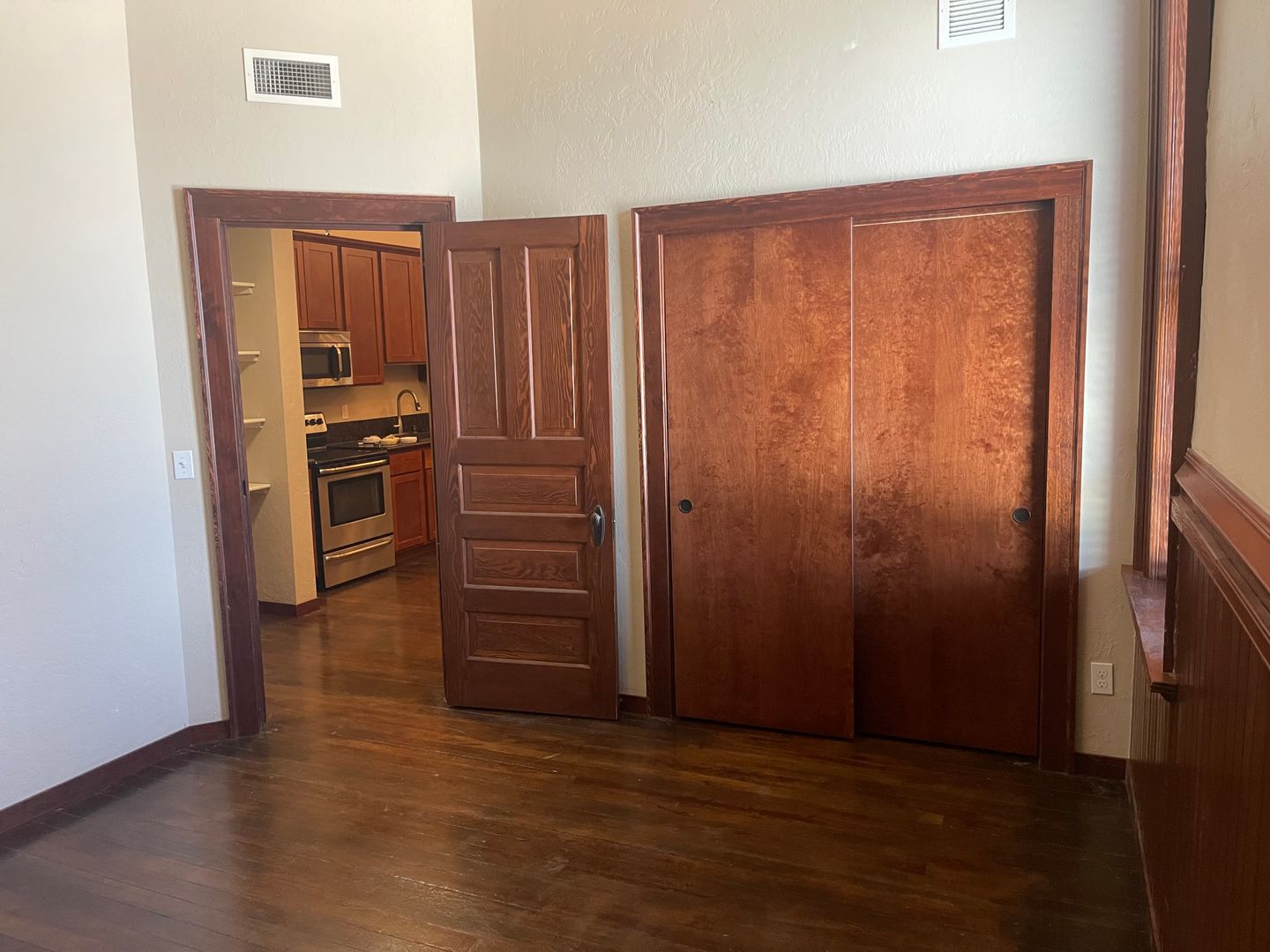 Cheney Apartment: 30 F Street