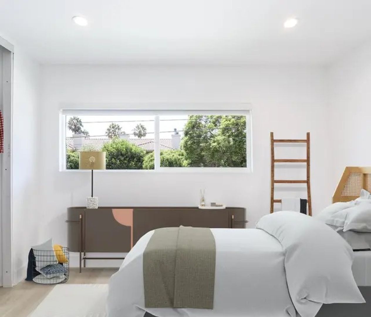 Los Angeles Apartment: 2136 Colby Ave