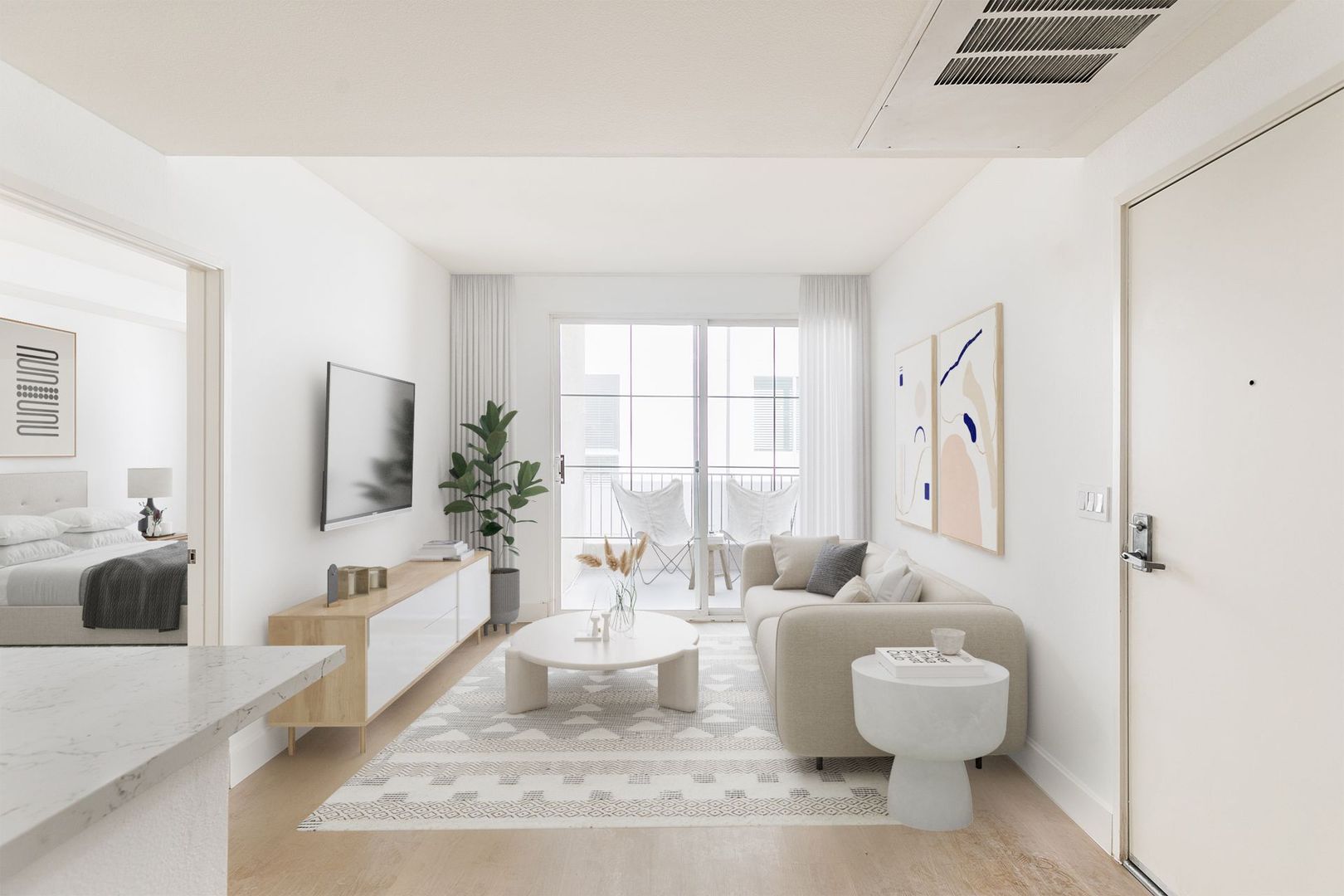 Los Angeles Apartment: 1317 Westgate Ave