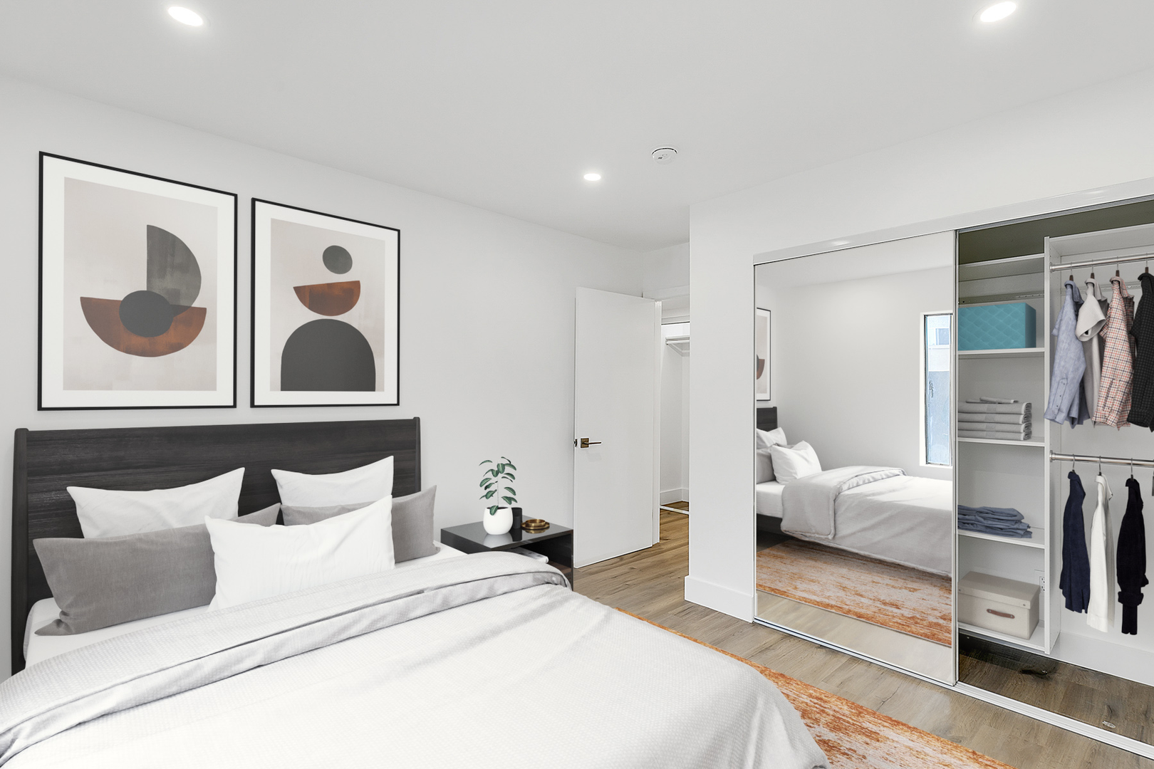 Los Angeles Apartment: 3756 Mentone Ave