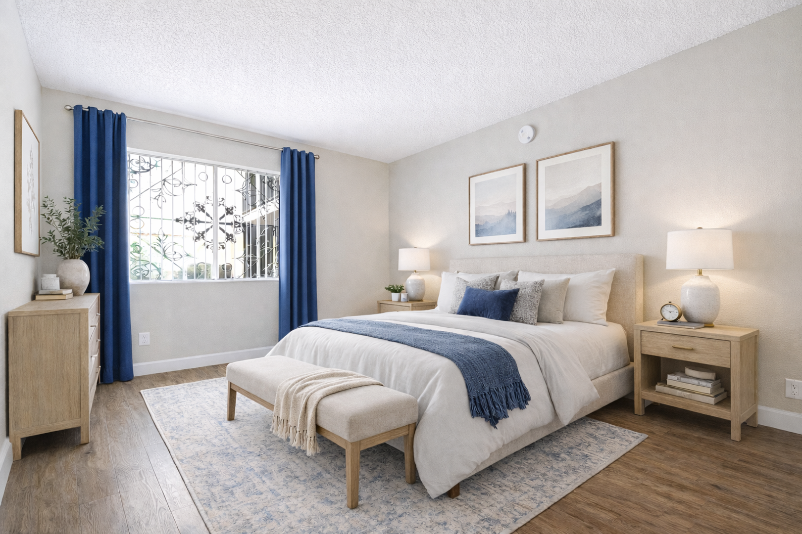Los Angeles Apartment: 514 S Catalina Street