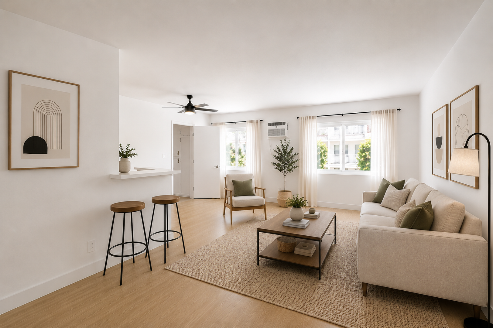 Tarzana Apartment: 5931 Reseda Blvd