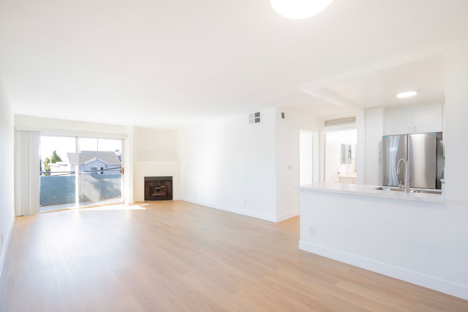 10020 Zelzah Avenue 4 of 8