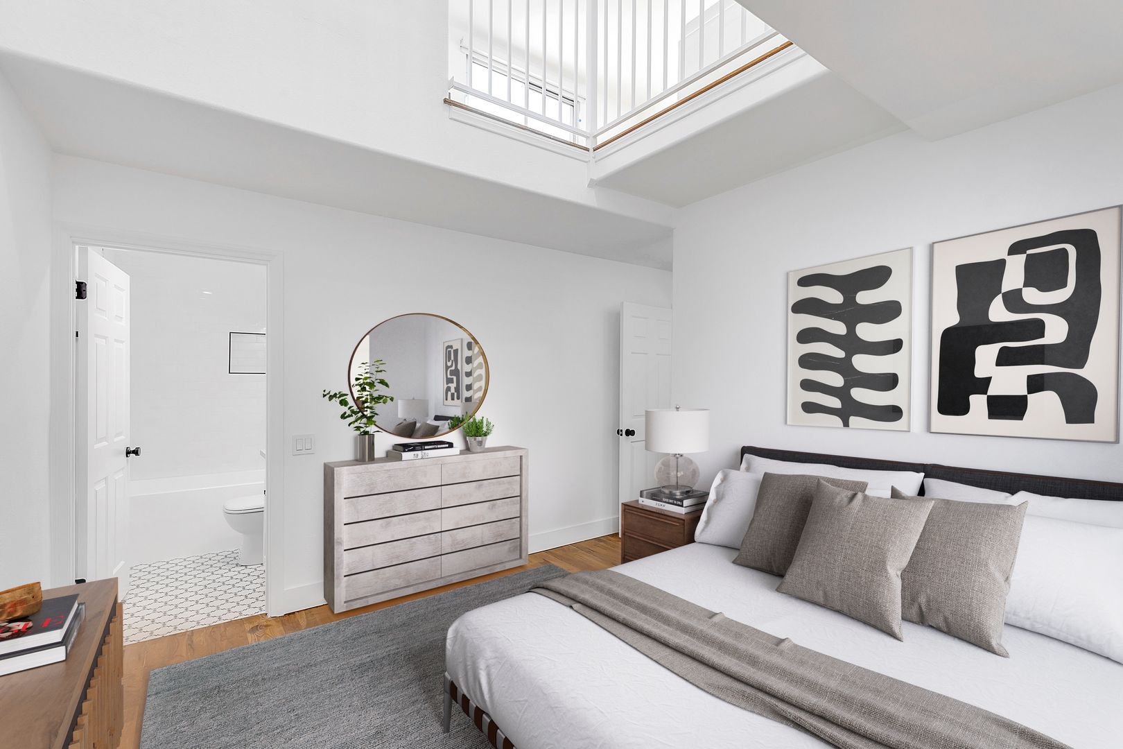 Los Angeles Apartment: 1827 Wilcox Ave