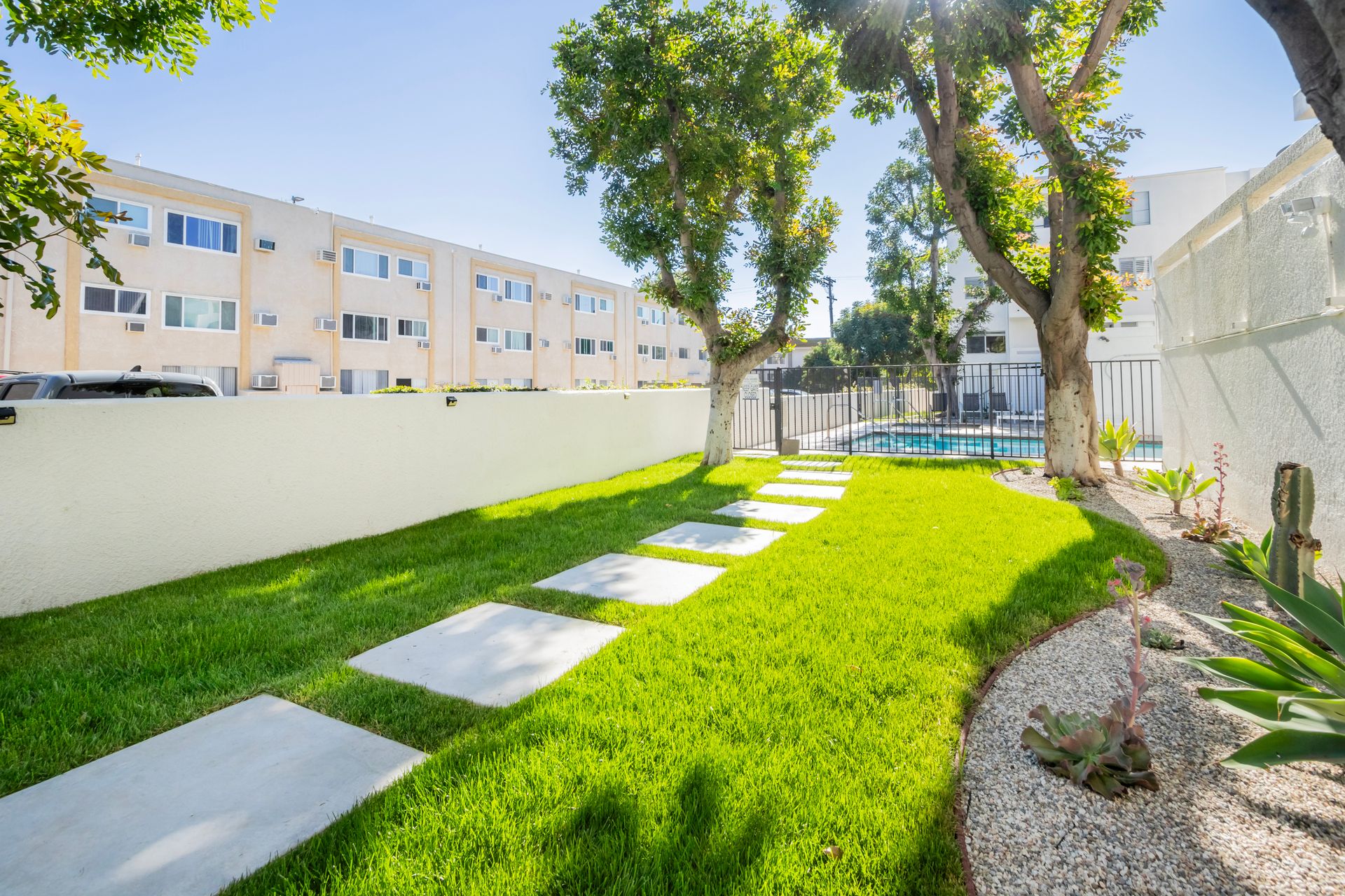 10020 Zelzah Avenue 9 of 12
