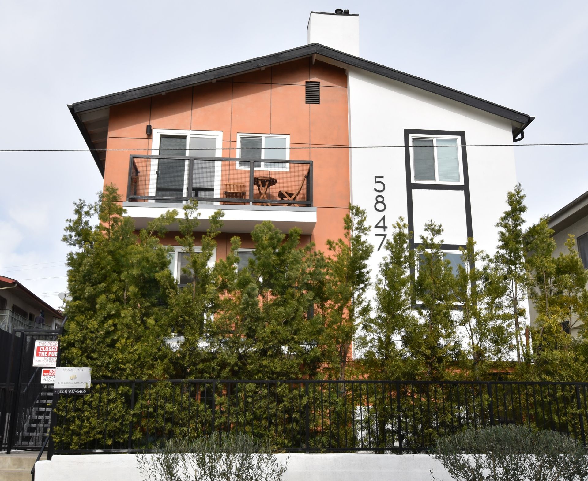 5847 Willoughby Avenue 8 of 12
