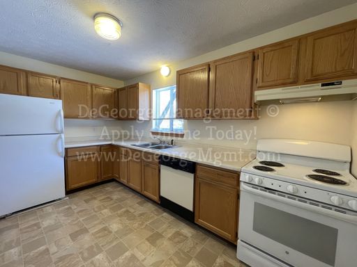 2 Bedroom 1 Bath Ground Floor Apartment for rent in Newark, NY