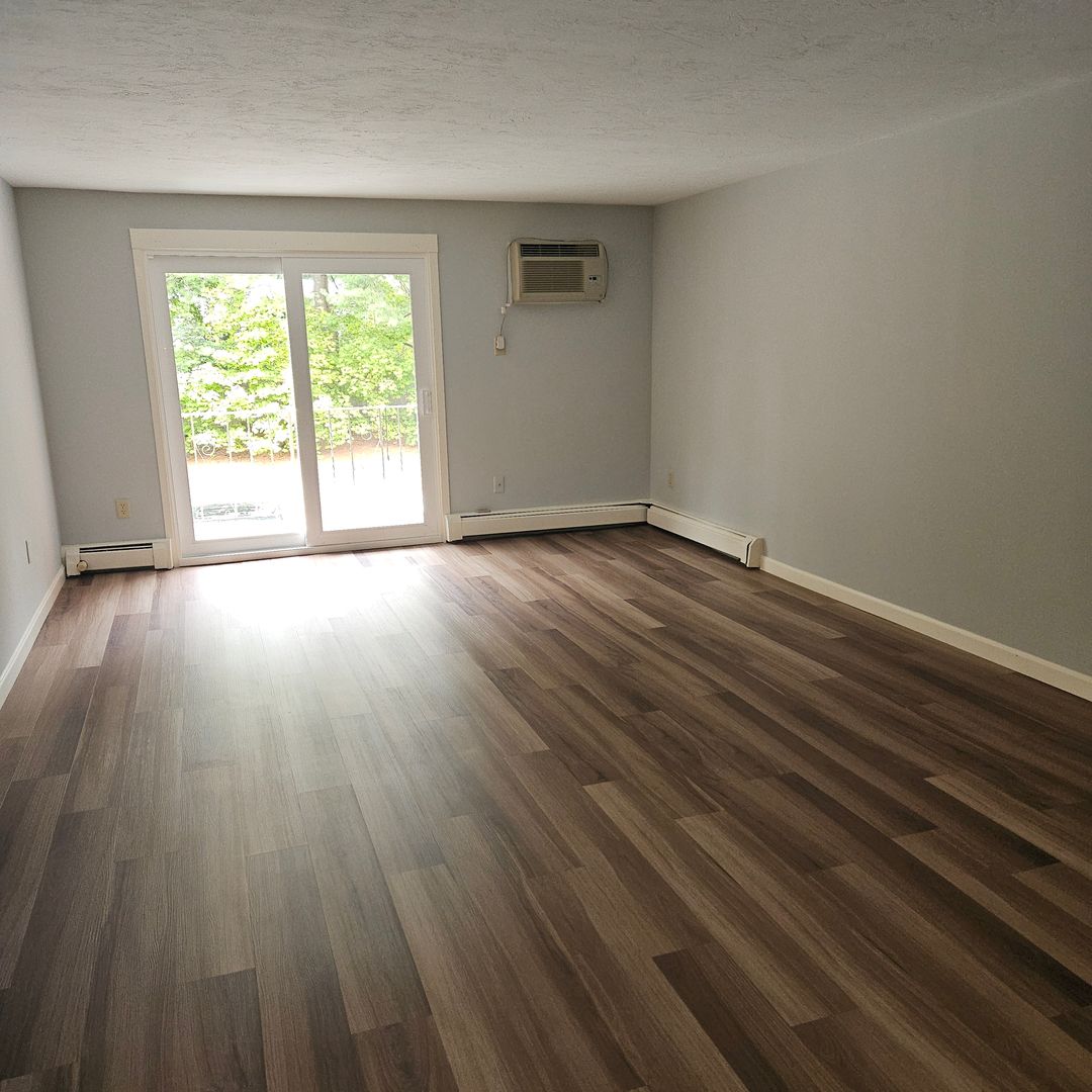 Medfield Apartment: 59 Frairy Street