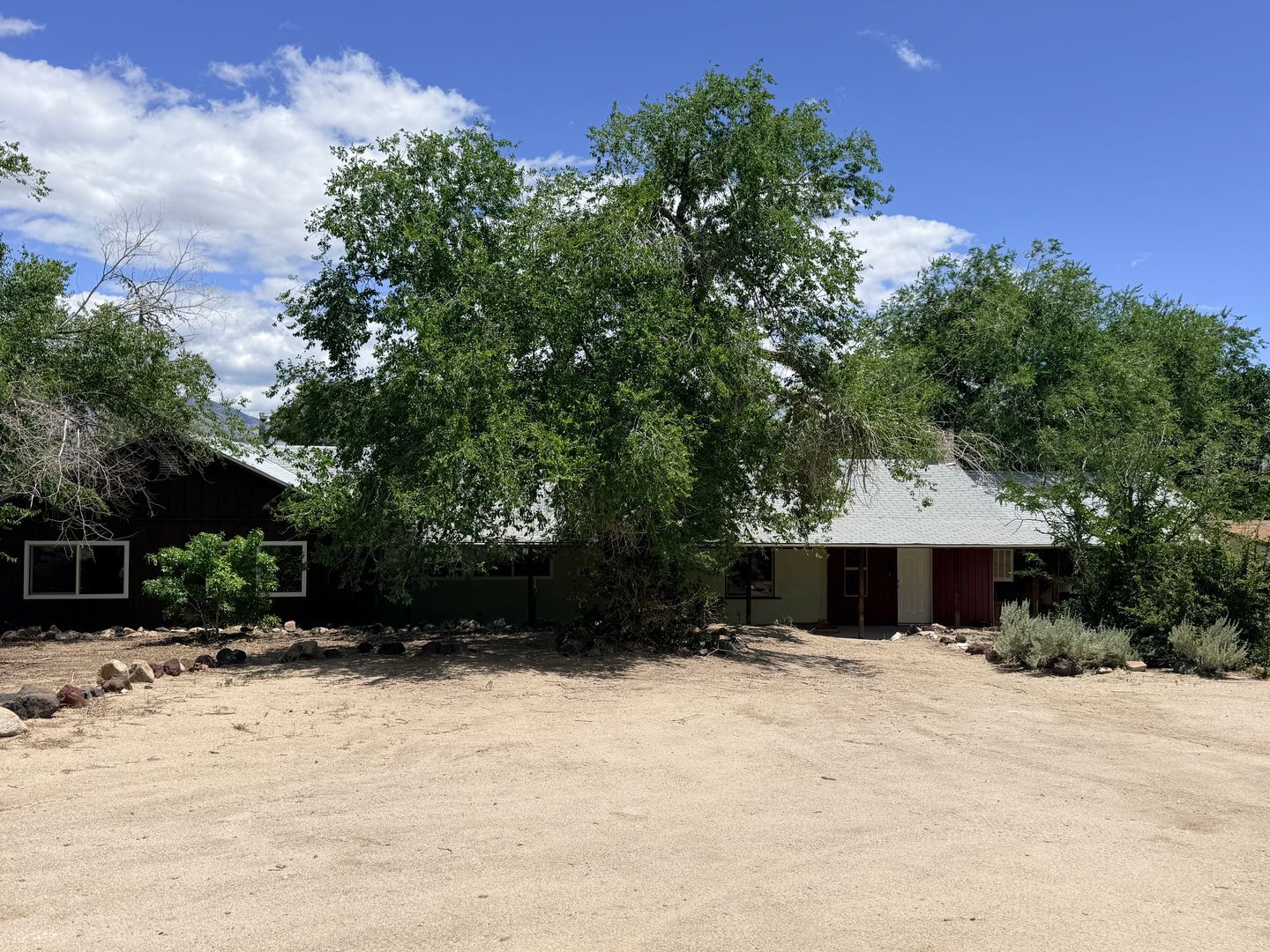 Bishop House: 164 Cottonwood