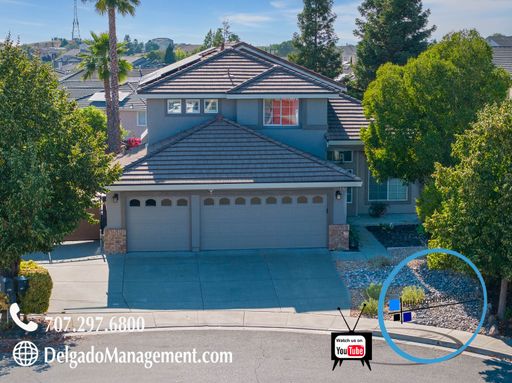 Amazing court location 3Bed, plus home office / 3 bath home near golf course is a must-see to believe! – photo 1