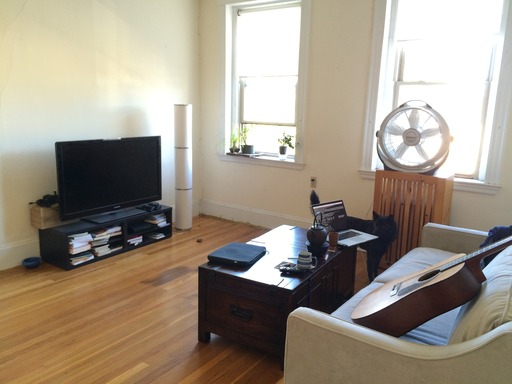 Spacious 1 Bedroom available 9/1 – photo 1