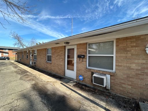 Cozy 1 Bed, 1 Bath Unit in Harrison Township – photo 1