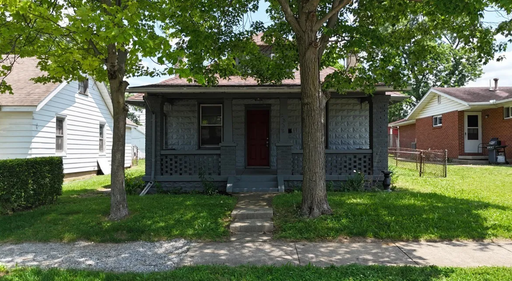 Cozy 3 Bed, 1 Bath Home in Kettering with Detached Garage – photo 1
