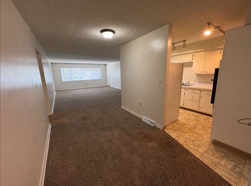 Spacious 2 Bed, 2 Bath Apartment in West Dayton – photo 1