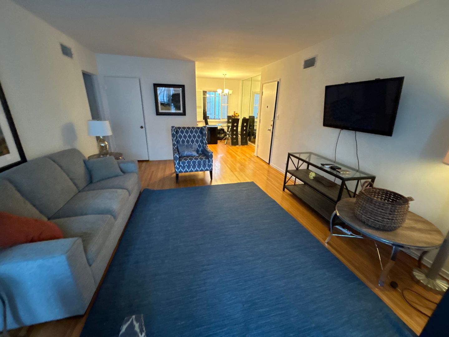 Beverly Hills Apartment: 204 S Arnaz Drive