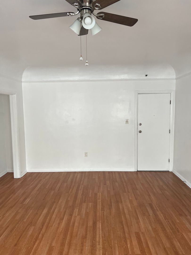 Los Angeles Apartment: 138 S. Berendo Street