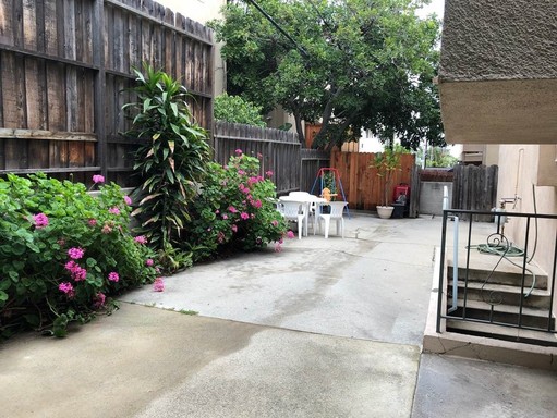 REDUCED!!!! - AMAZING APT - HUGE renovated 2-bdrm with TWO parking spaces in the heart of WeHo! – photo 1