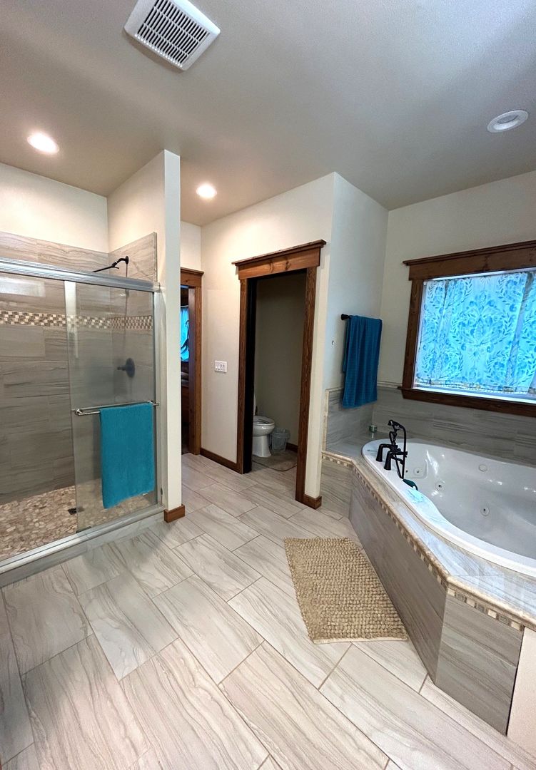 1487 Magnolia Lane, Camano Island, WA 98282