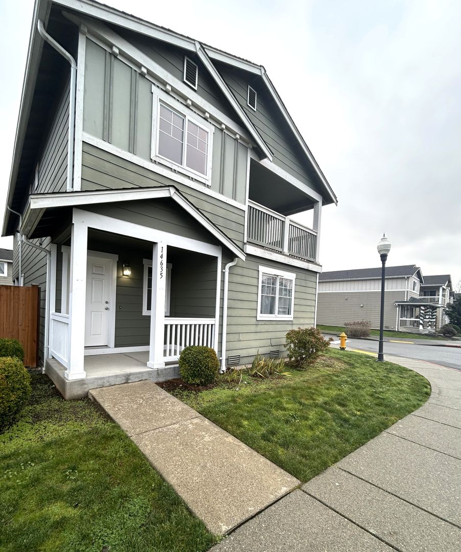 Marysville House: 14635 47th Ave ne