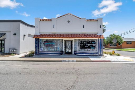 Flexible Commercial Space in Downtown Sanger