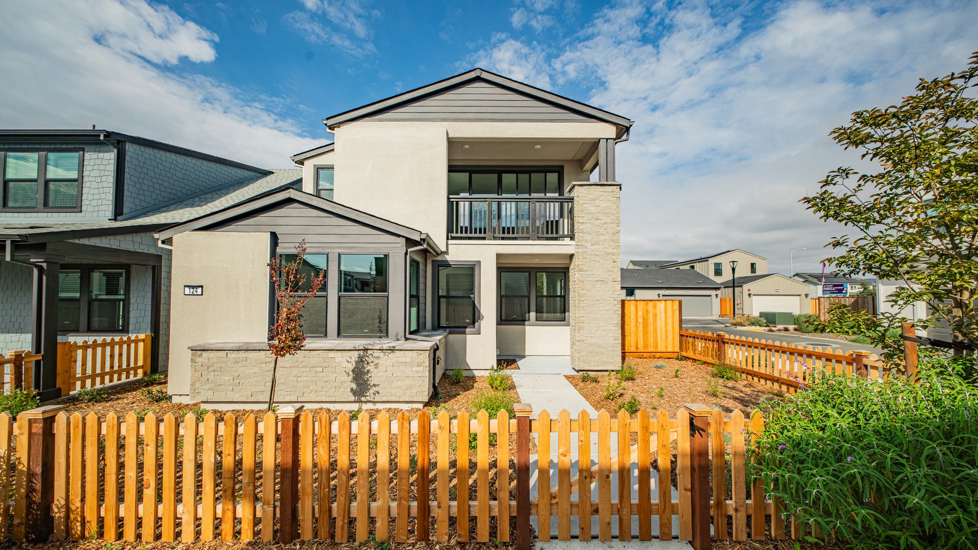 Rohnert Park House: 124 Wellness Way