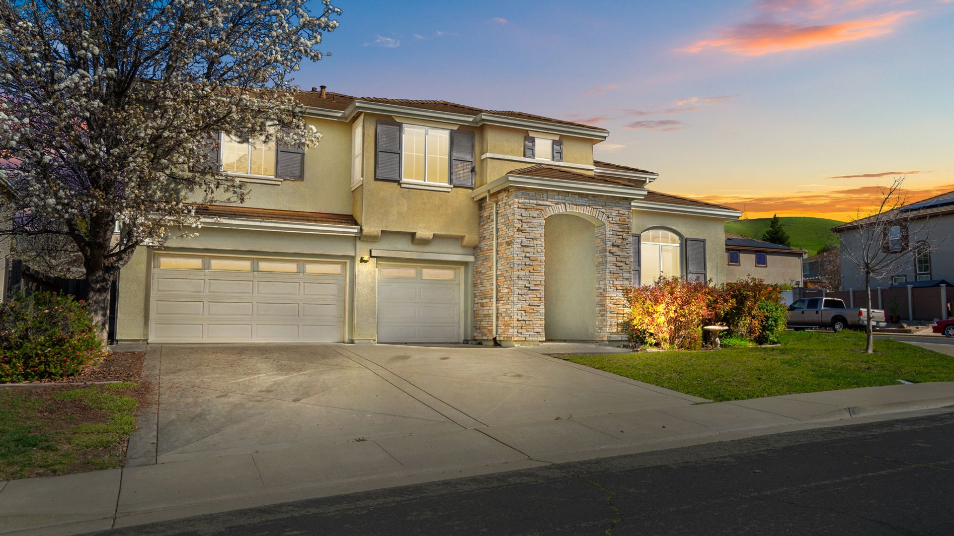 Fairfield House: 3937 Danbury Way